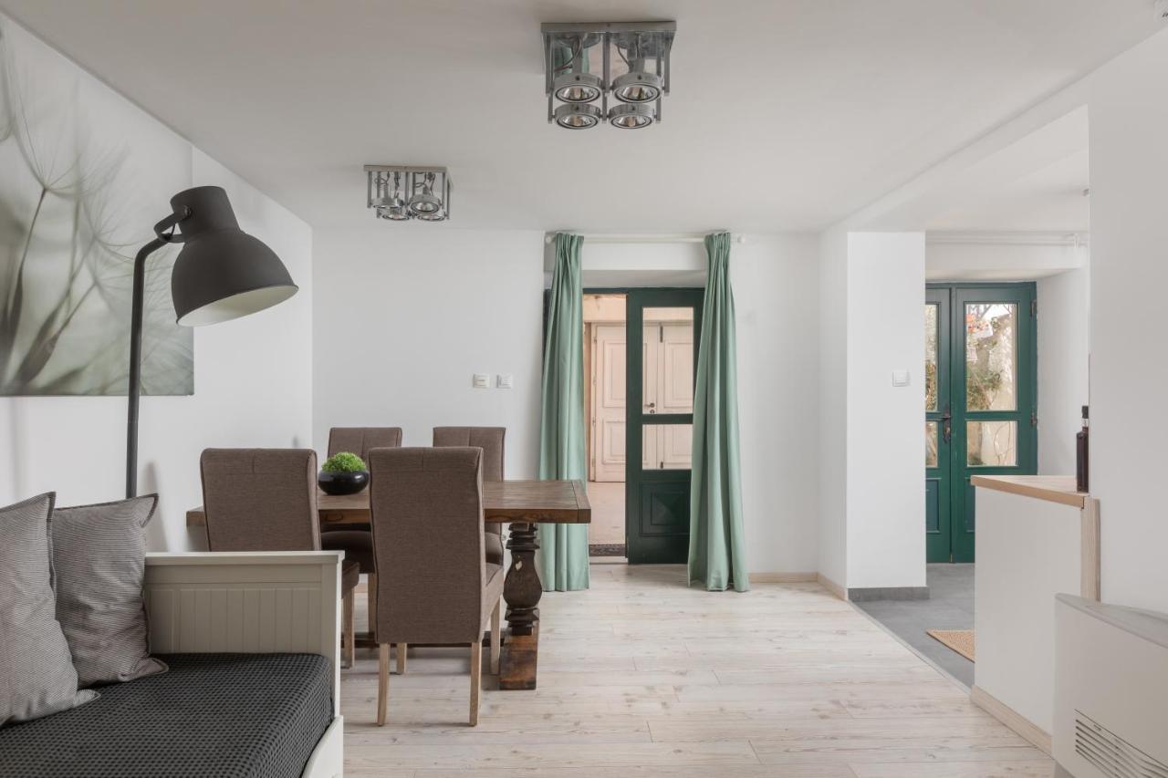 Apartment Coastal